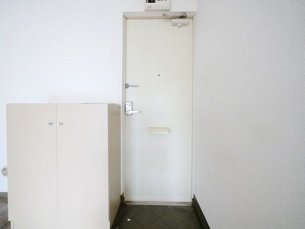 玄関(★お部屋探しは、タウンハウジング多摩センター店へ★)