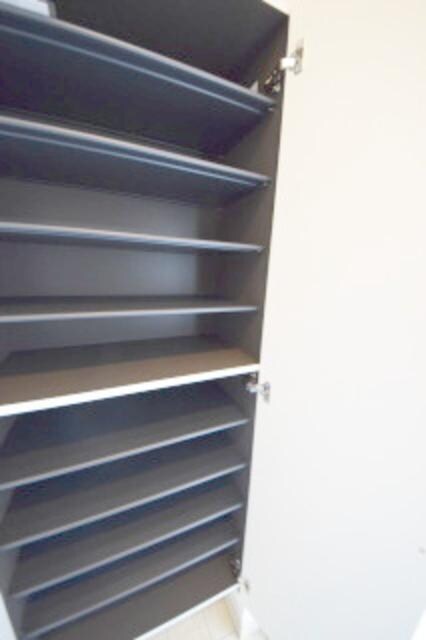 物件内観写真3　(★シューズボックス充実してます★)