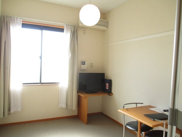 その他室内・内装(★日当たり良好な綺麗な居室です★)
