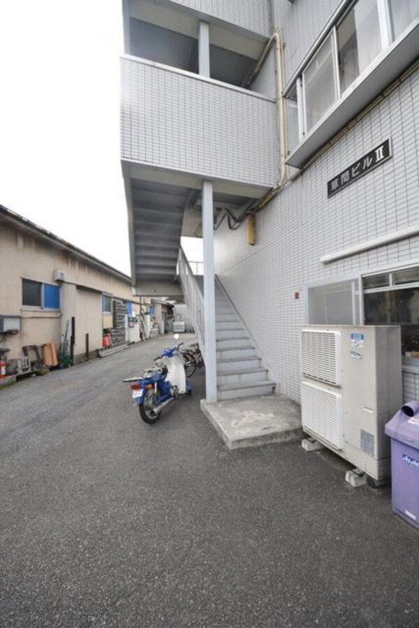 エントランス(☆建物前☆)