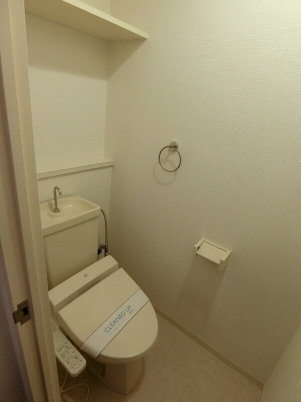 トイレ(同お建物・同間取りの別のお部屋のイメージです。)