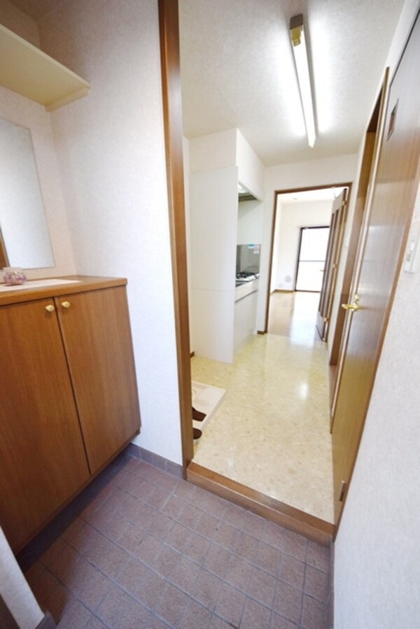玄関(★お部屋探しは株式会社タウンハウジング東京まで★)