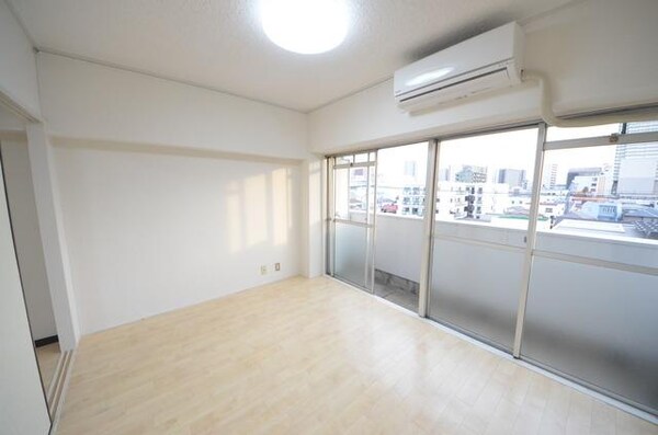 リビング・居室(☆開放感のあるお部屋です☆)