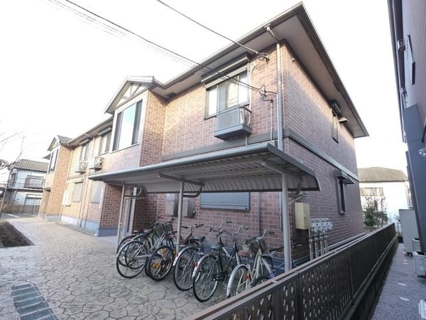 外観(★敷地内に駐車場もございます★)