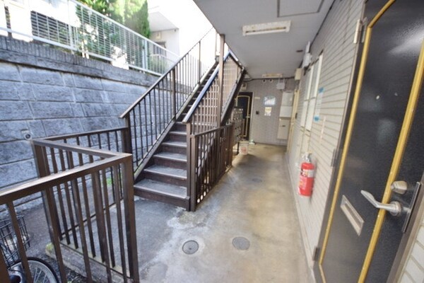 エントランス(★お部屋探しは株式会社タウンハウジング東京まで★)