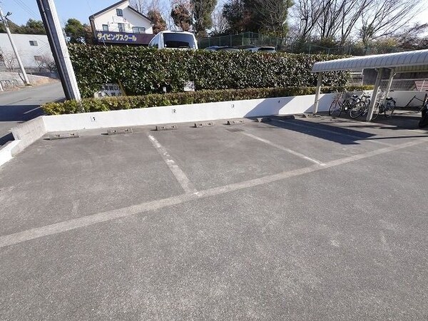 駐車場(★お部屋探しは、タウンハウジング多摩センター店へ★)