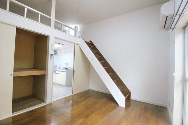 その他室内・内装(同建物別号室参考写真です)
