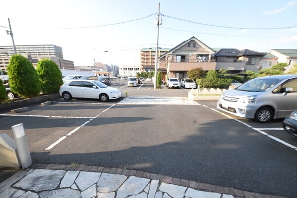 駐車場(駐車場)