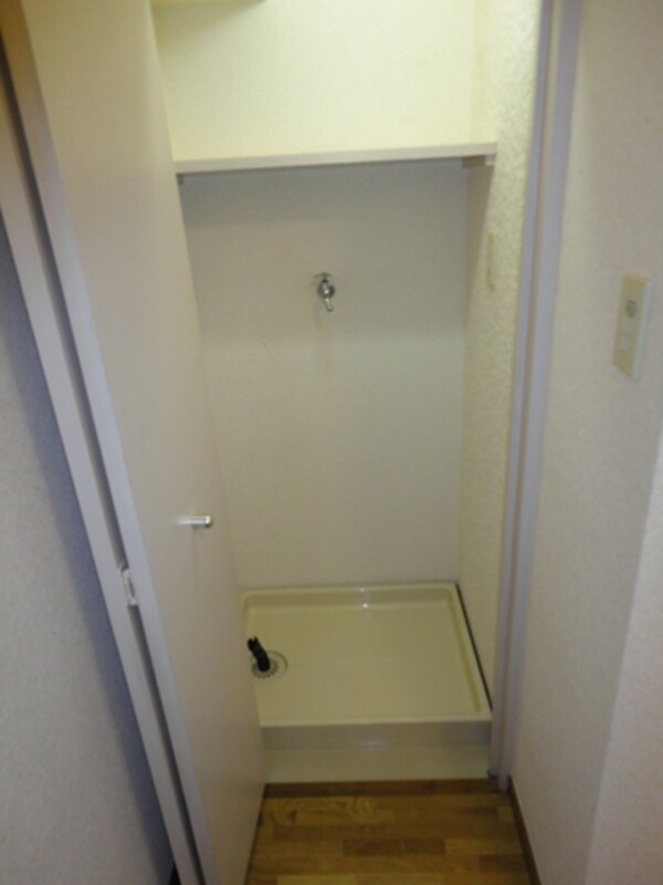 その他(室内洗濯機置き場)