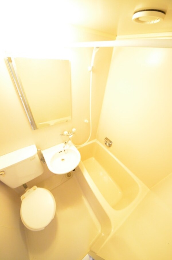 バス／シャワールーム等(☆お掃除も楽なユニットバス☆)