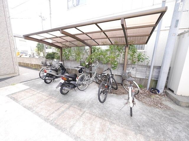 物件内観写真27　(★駐輪場です★)