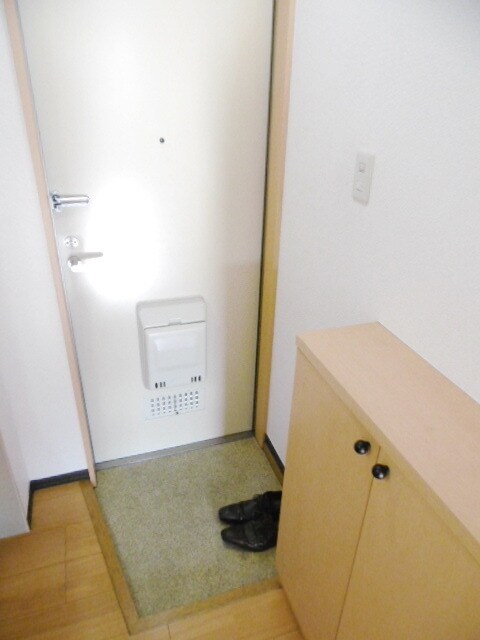 物件内観写真11　(★玄関スペースもしっかりとれてます★)