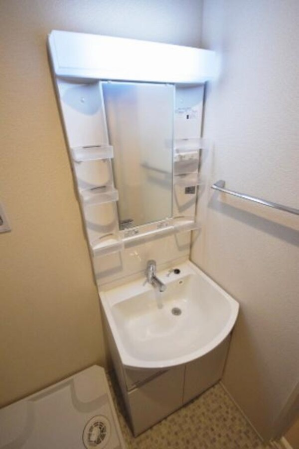 洗面(★独立洗面台があれば朝の身支度もはかどりますね！★)