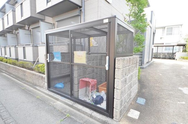 共有部分(♪ゴミの分別はしっかりしましょうね♪)