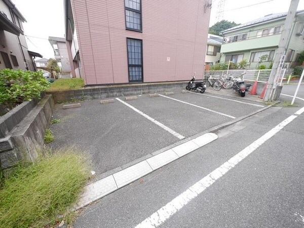 駐車場(★お部屋探しは、タウンハウジング多摩センター店へ★)