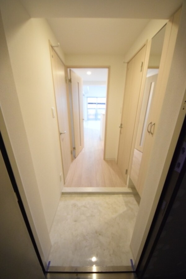 玄関(★お部屋探しは株式会社タウンハウジング東京まで★)