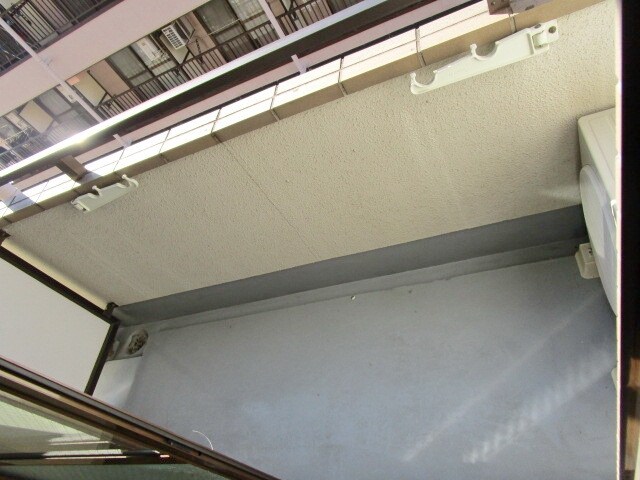 物件内観写真10　(★洗濯物も布団も干せますね★)