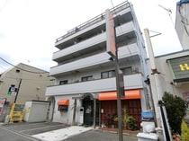 ファインズコート福生の外観写真