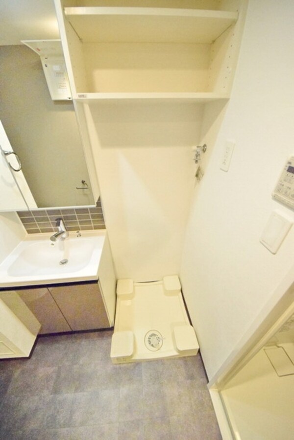 設備(うれしい室内洗濯機置き場♪)