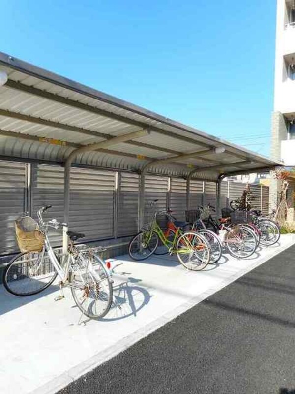 共有部分(★屋根付きの駐輪場★)