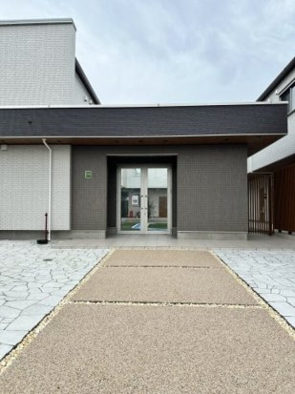 エントランス(エントランス)