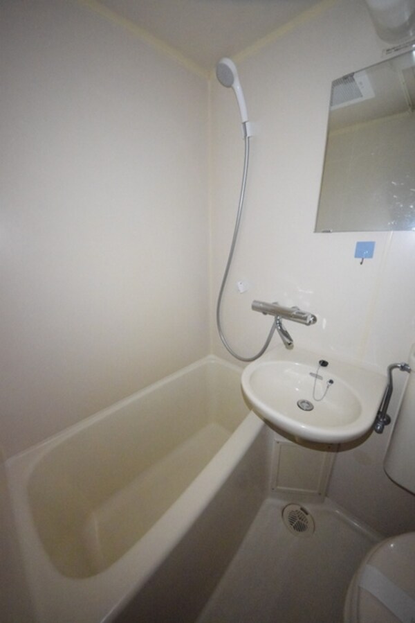 バス／シャワールーム等