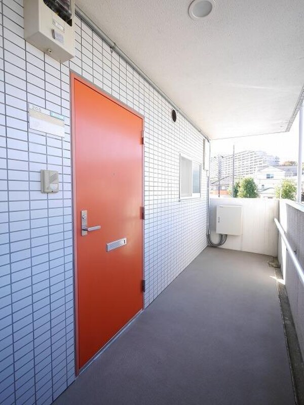 玄関(★玄関ドアの様子★)