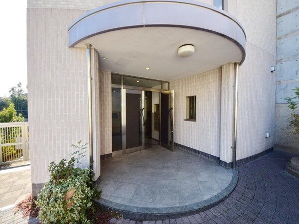 エントランス(★★オートロック付きエントランス★★)