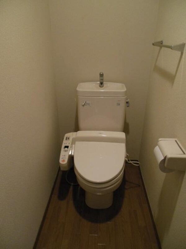 トイレ(★★うれしい温水洗浄便座★★)