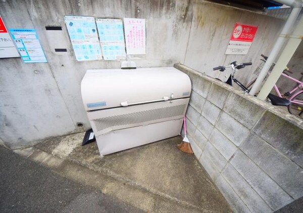 共有部分(★★敷地内ゴミ置き場★★)