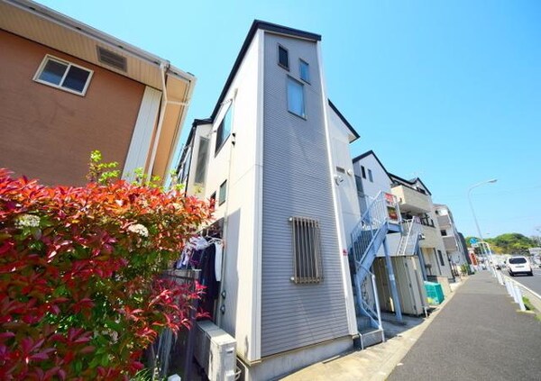 外観(★★３駅・２沿線利用可能物件★★)
