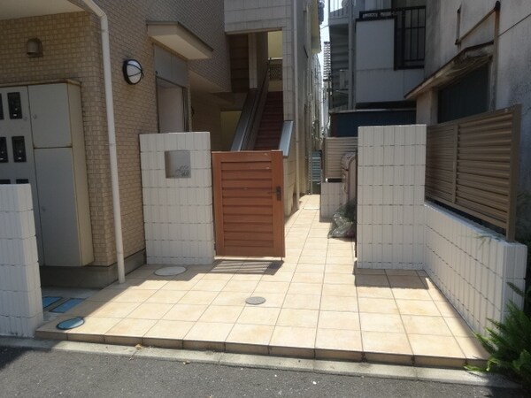 エントランス(★★お洒落なエントランス★★)