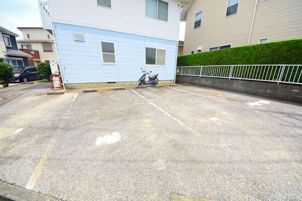 駐車場(★見学希望等はタウンハウジング湘南台店までお気軽に♪★)