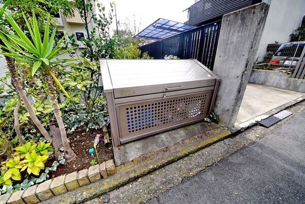 共有部分(★敷地内ごみ置き場★)