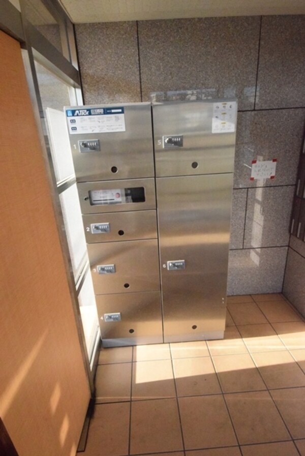 エントランス(エントランス)