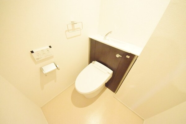 トイレ(綺麗なトイレです)