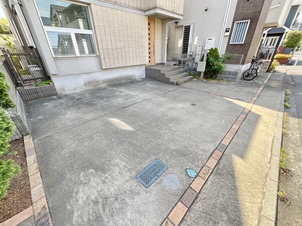 駐車場(駐車場)