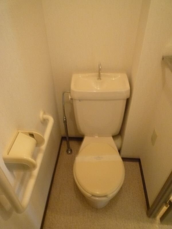 トイレ(別部屋参考写真)