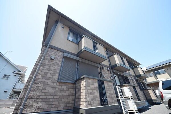 外観(★システムキッチン2口付き・駐車場完備★)