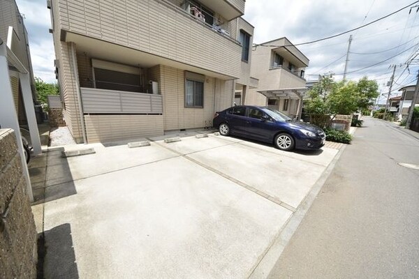 駐車場(★敷地内駐車場★)