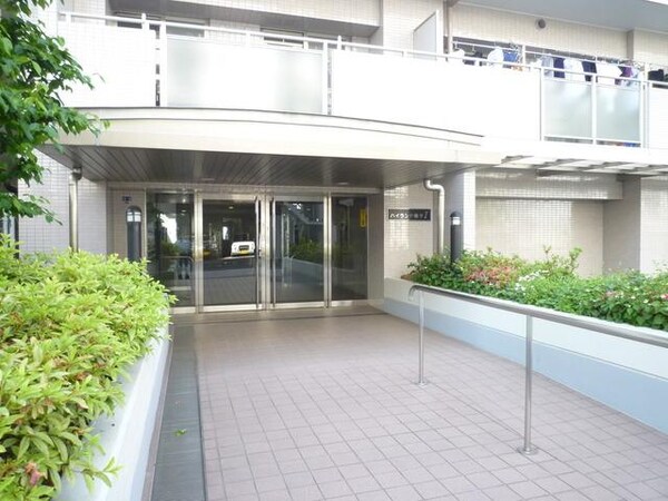 エントランス(★★オートロック付で安心★★)