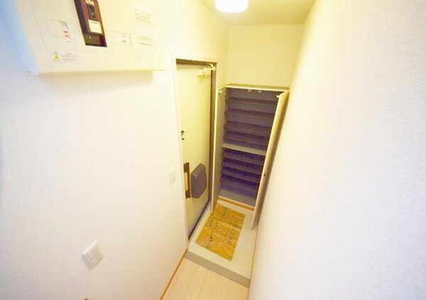 玄関(★★大きなシューズボックス付き★★)