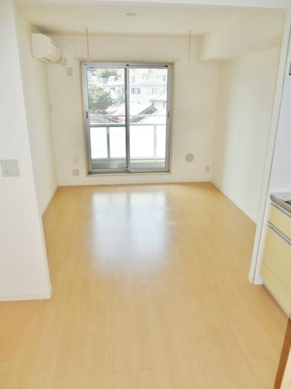 その他室内・内装(★エントランスオートロック完備★洋室約8.5帖でゆったり♪)