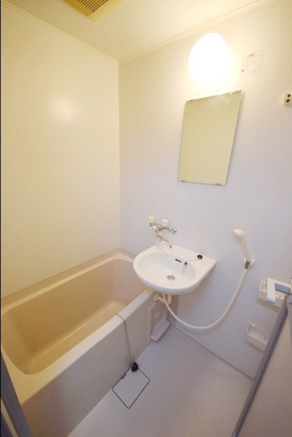 バス／シャワールーム等