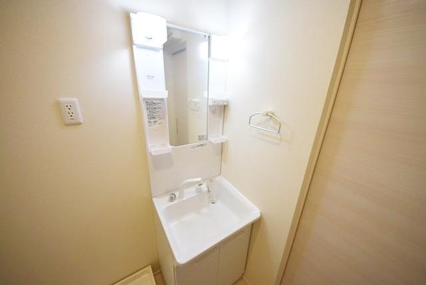 洗面(★築浅！へーベルハウス！！★)