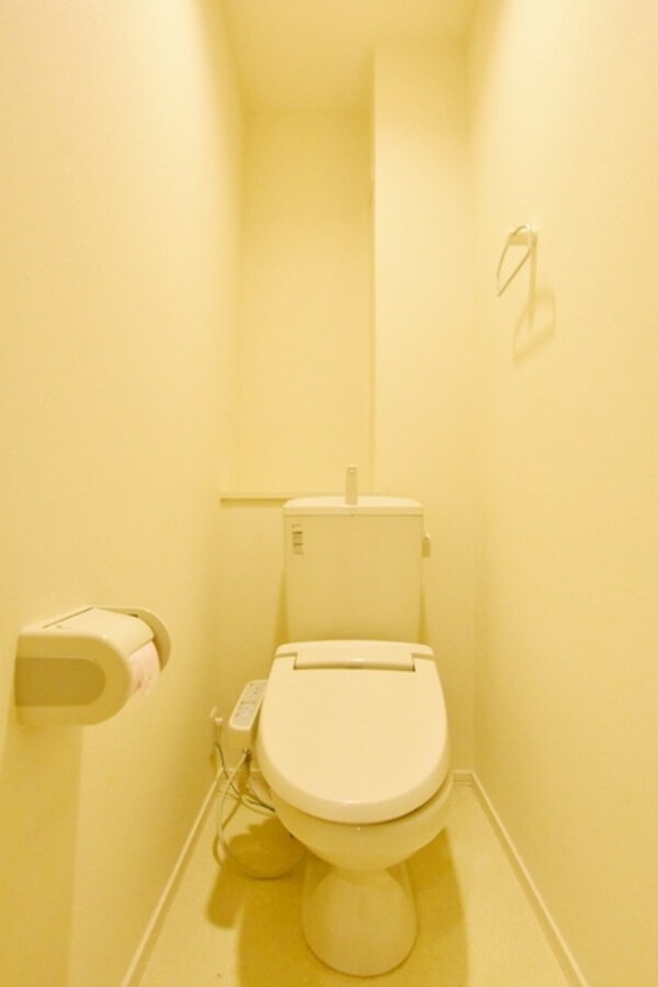 トイレ(★★温水洗浄暖房便座★★)