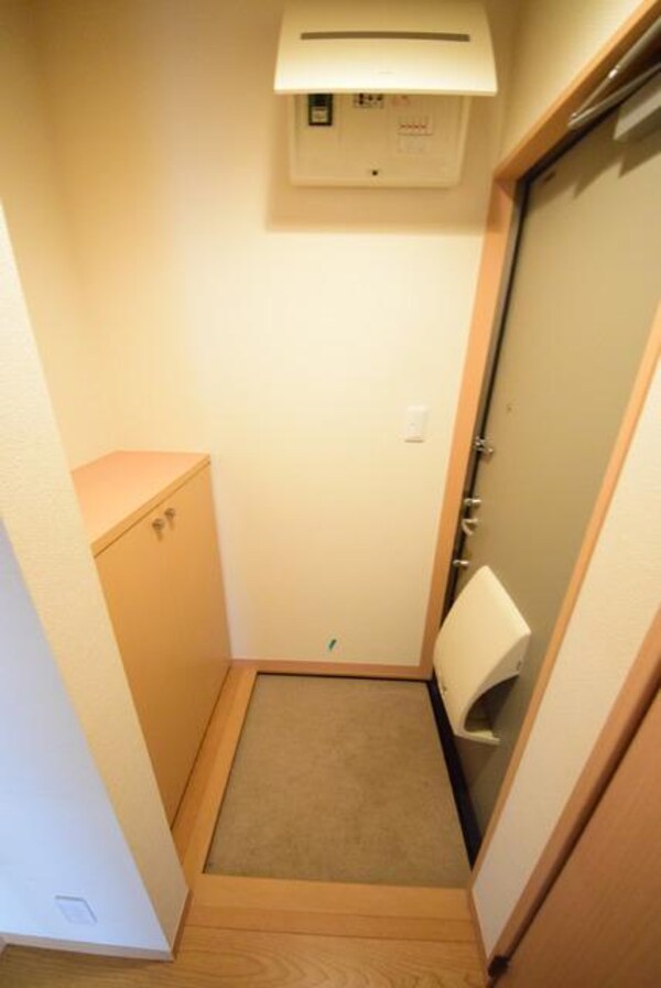 玄関(★★シューズボックスございます★★)