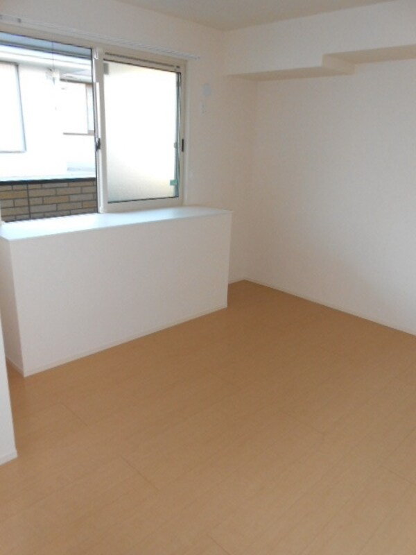 その他室内・内装(★★落ち着いた色のフローリングです★★)