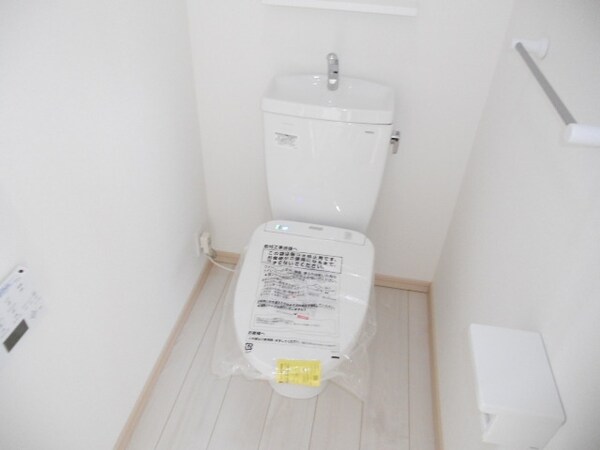 トイレ(★築浅マンション・ペット相談可・設備充実★)