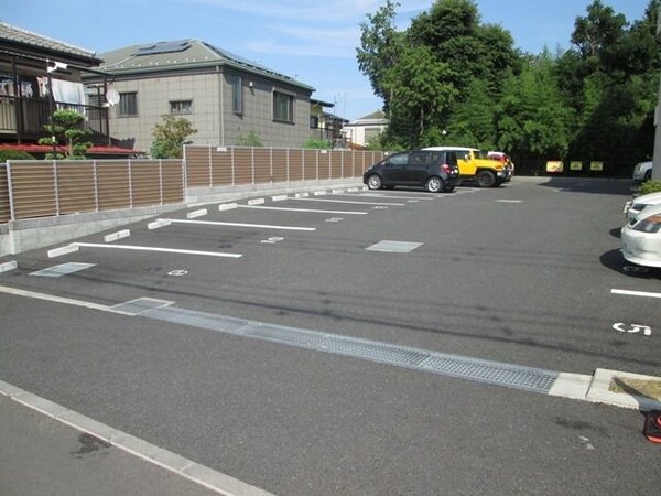 駐車場(★駐車場★)